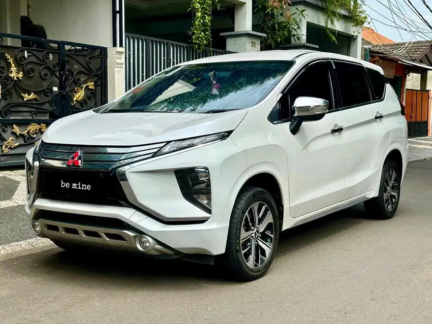 Mitsubishi Xpander Ultimate Putih 2018 orisinil automatic mulus cash