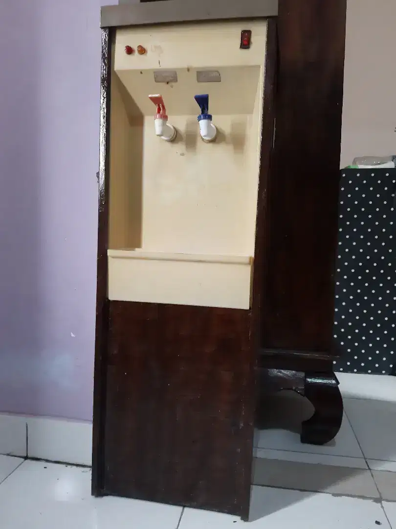 JUAL DISPENSER FREON HOT & COLD