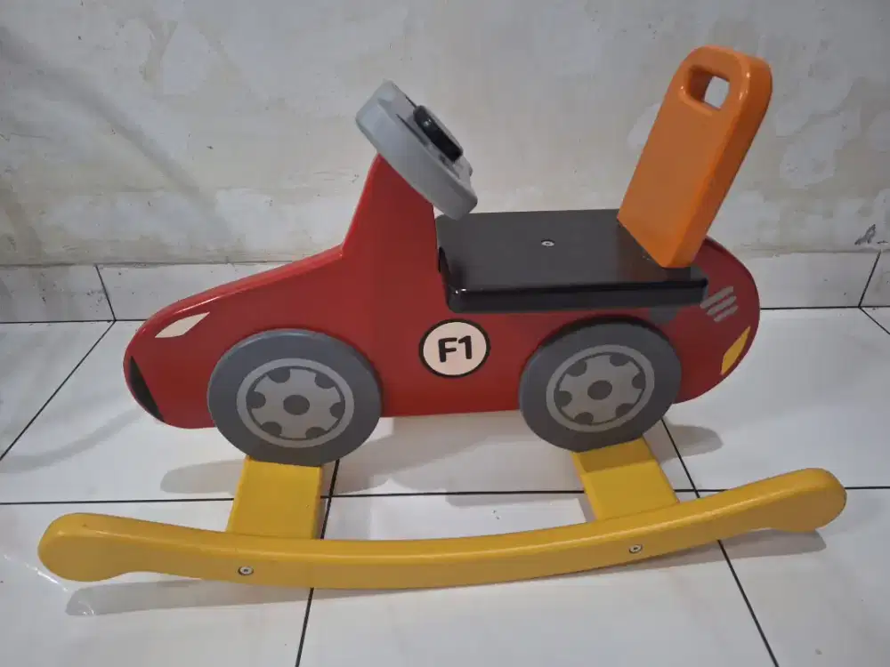 Kuda-kudaan model mobil