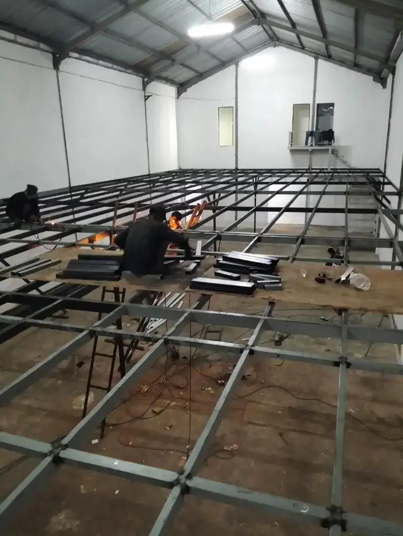 Tukang las kontruksi baja berat wf h bim