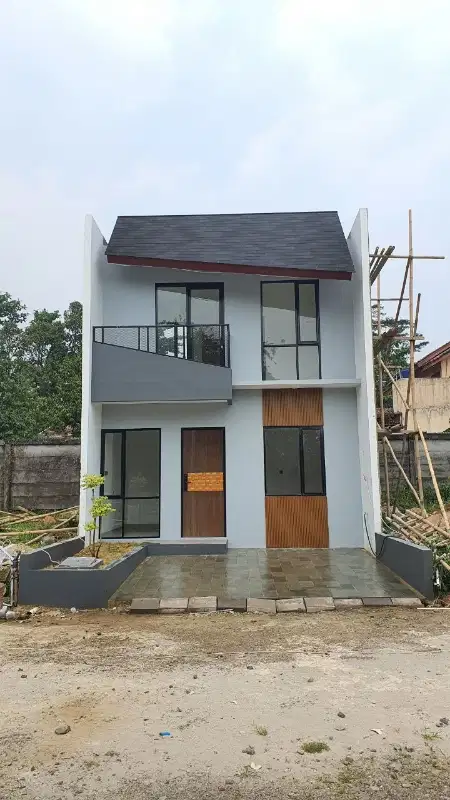 rumah 2 lantai strategis di pusat kota Bogor harga terjangkau