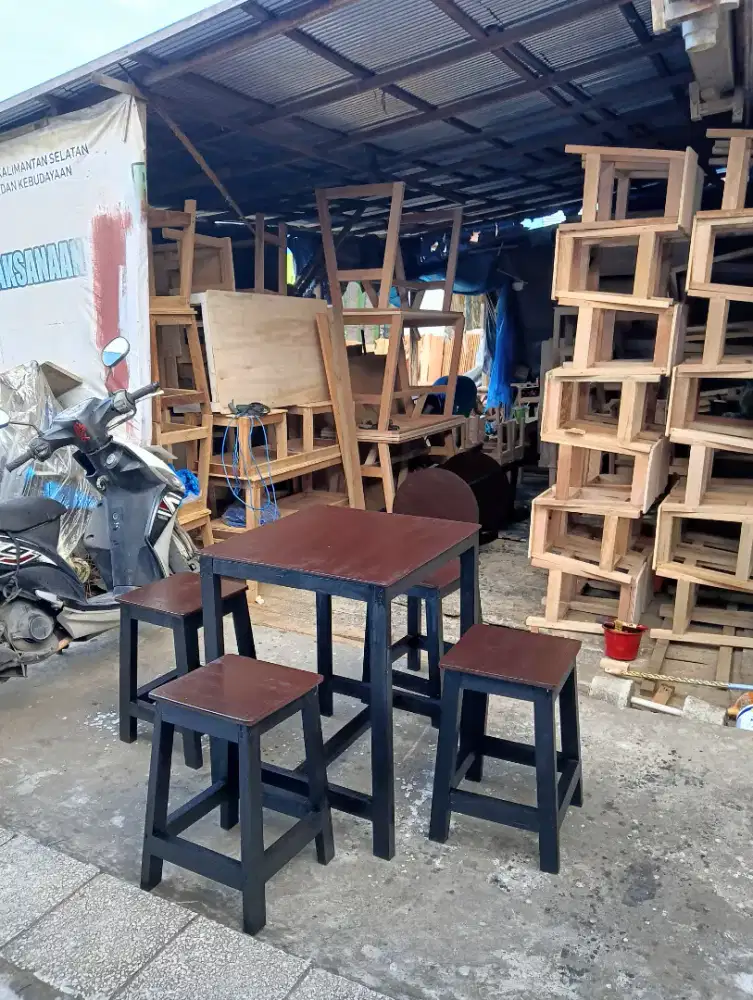 Meja makan warung + 4 kursi