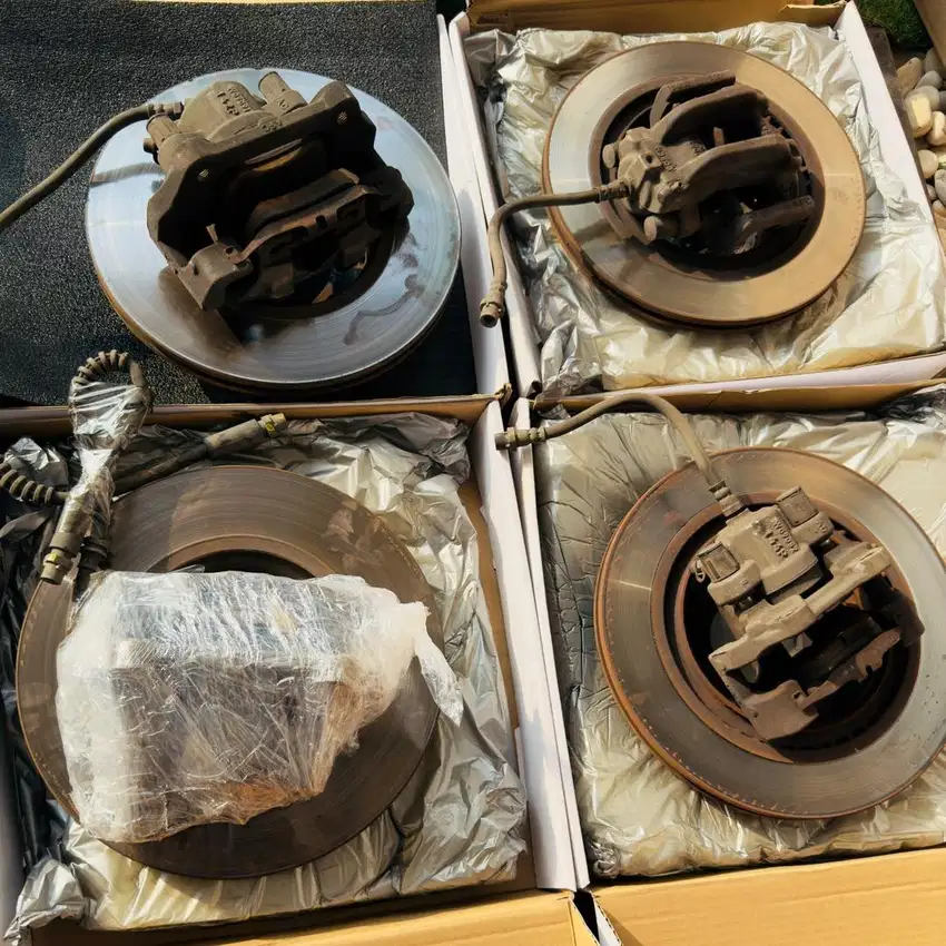 Brake full set BMW F30 Original (Rem depan belakang)