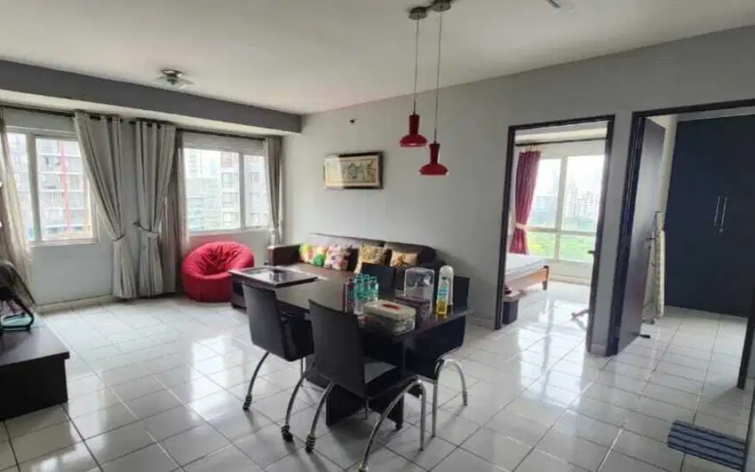 Apartemen Taman Rasuna hadap kolam renang ada balkon