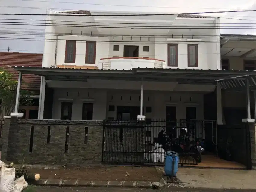 Rumah Dalam Cluster Batununggal Indah