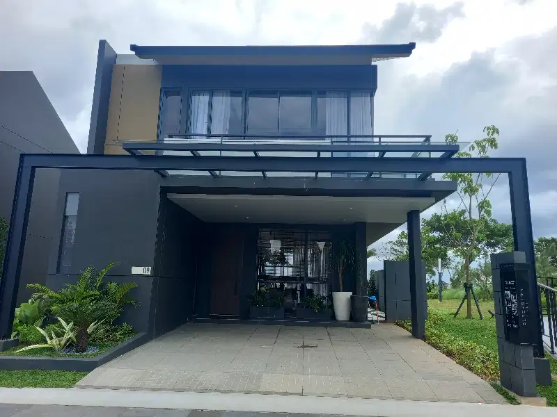 RUMAH MEWAH BOULEVARD 2 LANTAI EKSKLUSIF PARK SERPONG