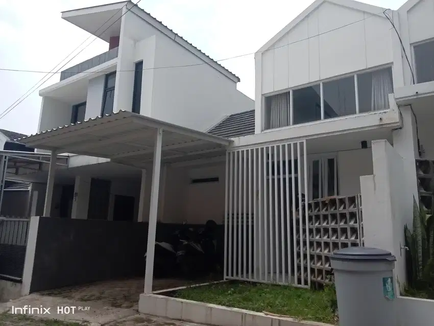 Dijual rumah di Cluster Cihanjuang harga 5XX jutaan