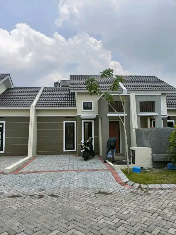 dijual cepat rumah siap huni di perum puri surya jaya gedangan sidoarj