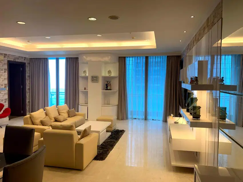 Disewakan Apartement Residence 8 Senopati 3BR Private Lift