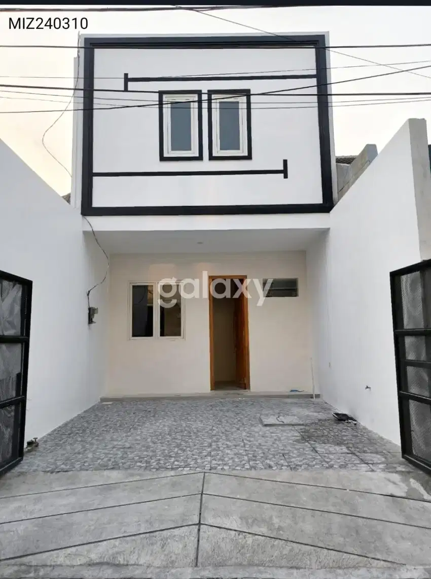 JUAL RUMAH BARU SPLIT LEVEL SEMOLOWARU DEKAT MERR