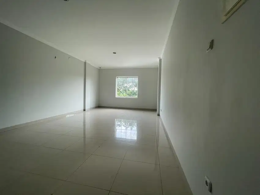 Disewakan ruko greenlale sentra niaga