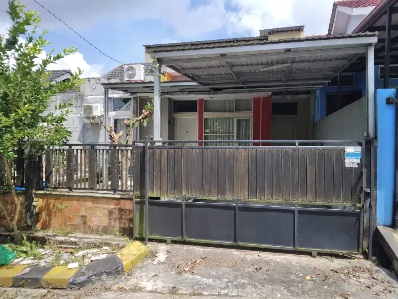 RUMAH REGENCY CASTARICA 112m