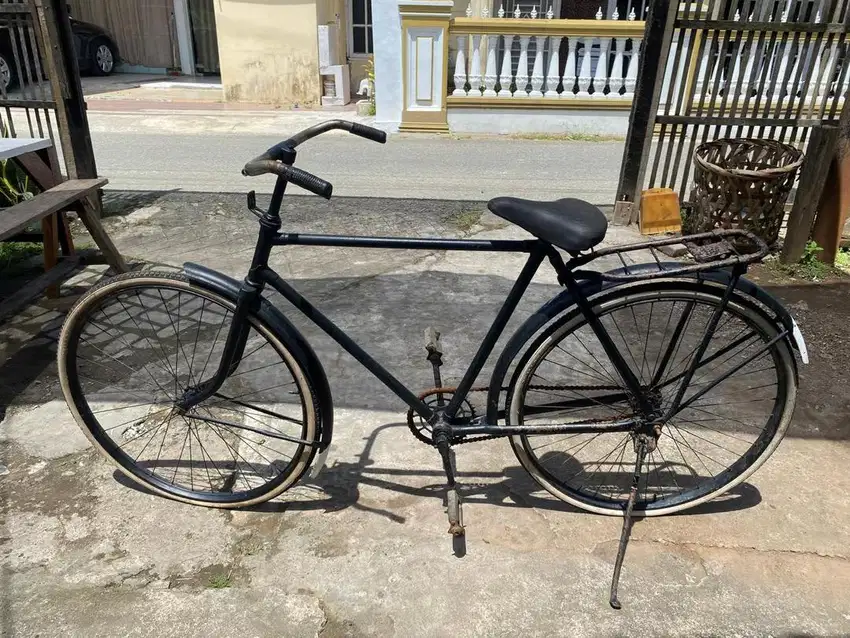 Sepeda ontel lawas