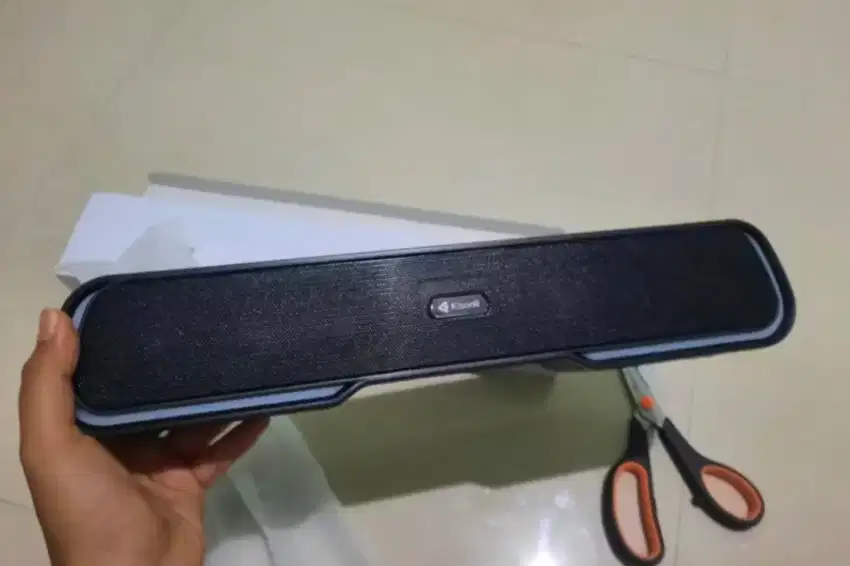 KISONLI Speaker Portable Bluetooth LED-913 Stereo
Bass