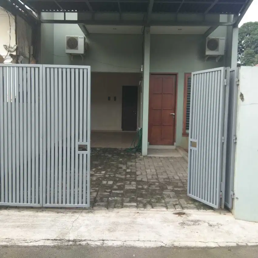 RUMAH GANDENG LOKASI STRATEGIS CIPETE