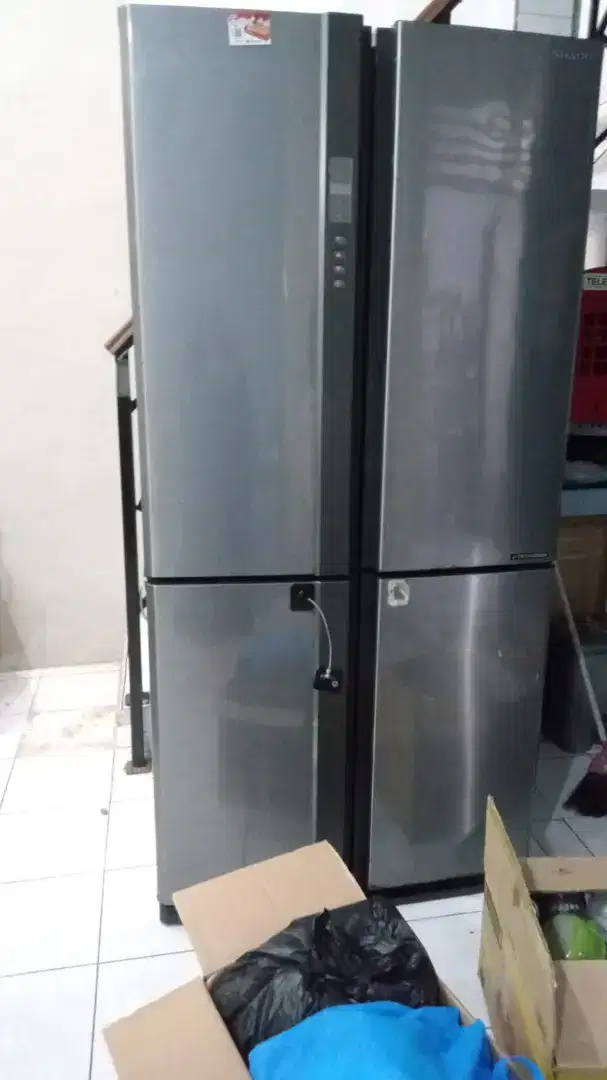 Kulkas Sharp Side by Side 4 Pintu