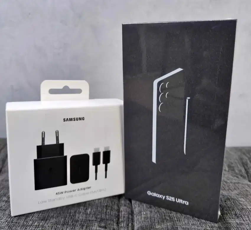 SAMSUNG S25 ULTRA 5G RAM 12/256&512 FREEBUDS3+TA45W GARANSI RESMI 1TH