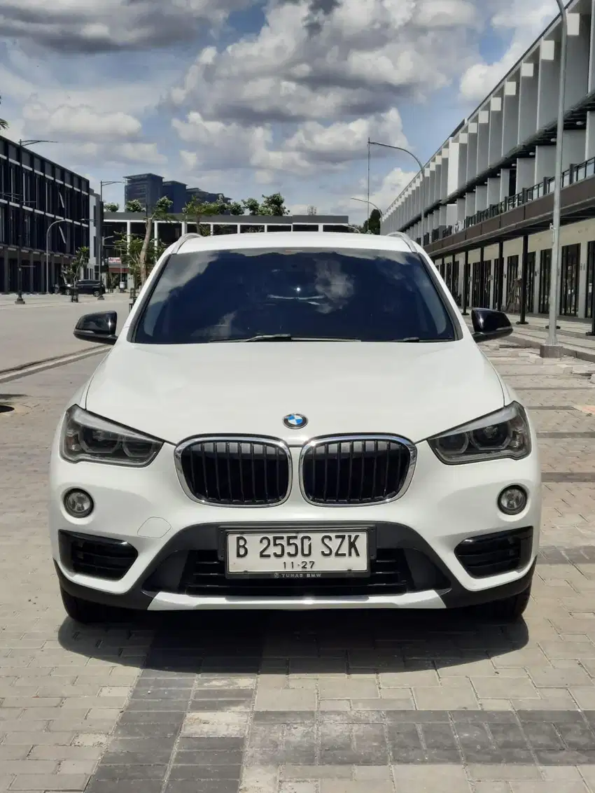 BMW X1 sDrive18i AT 2017 PUTIH