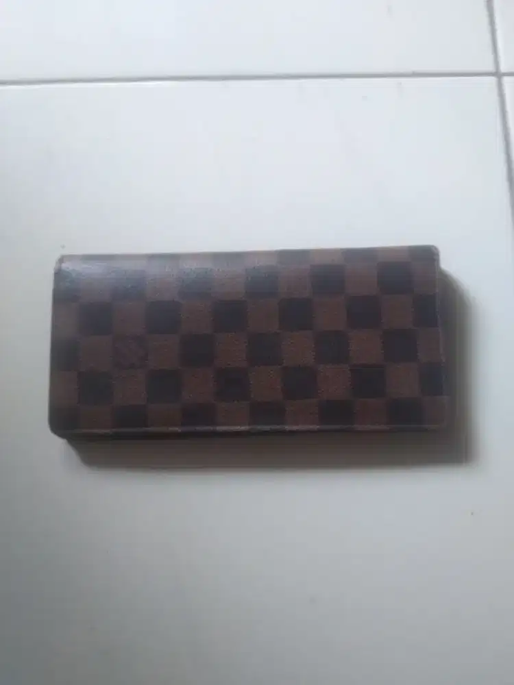 Dijual dompet LV baru ga dipakai