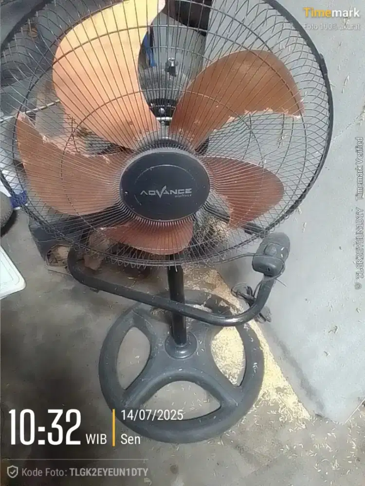 Kipas Angin Stand Fan Berdiri 18 inchi Rusak Mati Advan No.1