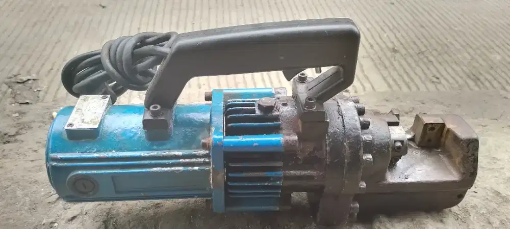 Gunting besi behel elektrik