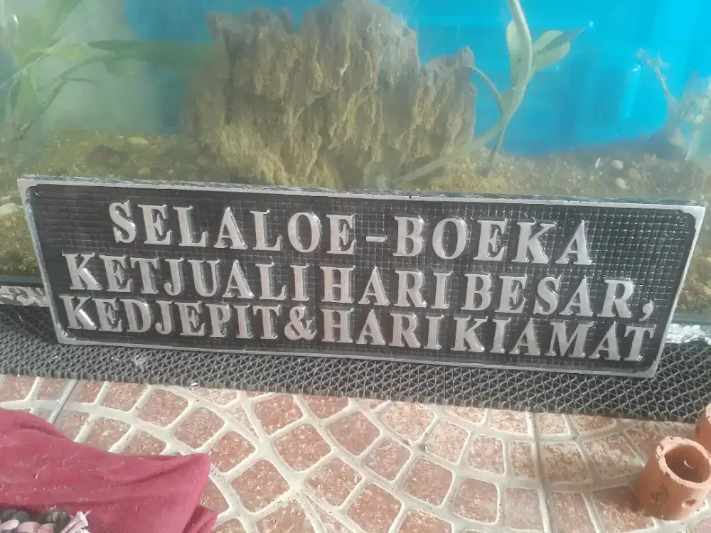 Plakat gantung cor logam custum