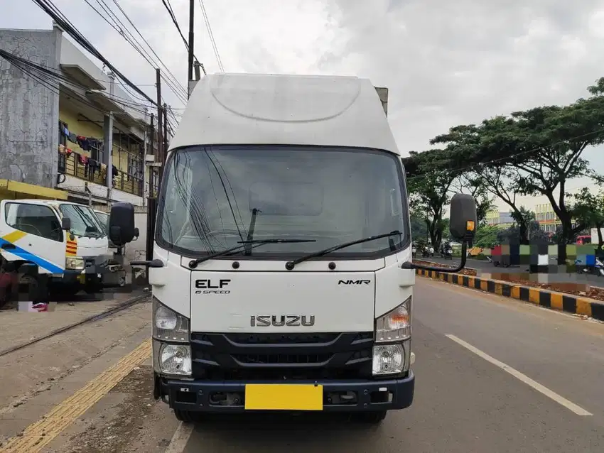 Isuzu Elf NMR71 L - 6 Roda Box Long Chasis Tahun 2020