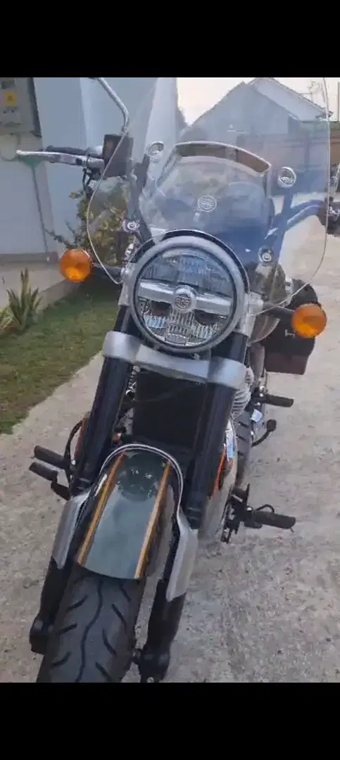 Dijual Termurah! RE supermeteor 650 2023 tinggal gass tinggal blar