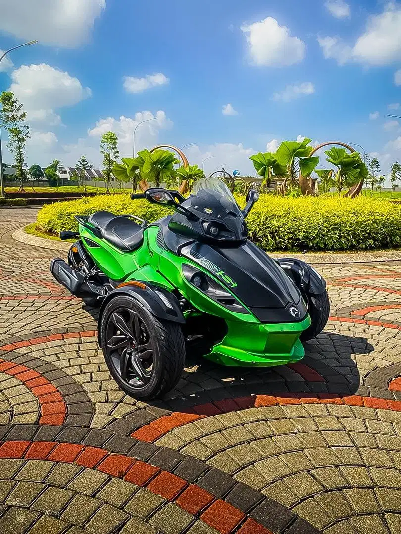 CanAm Spyder SE5 RS (Roadster Sport)