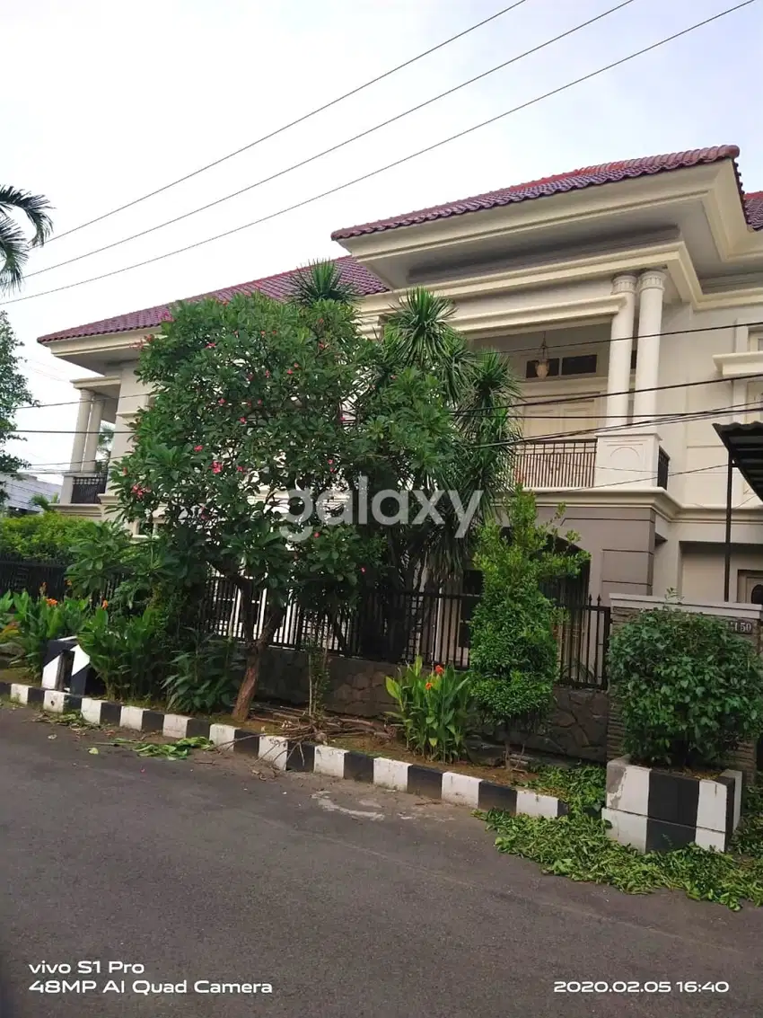RUMAH MEWAH HOOK MANYAR KERTOARJO GOOD CHOICE