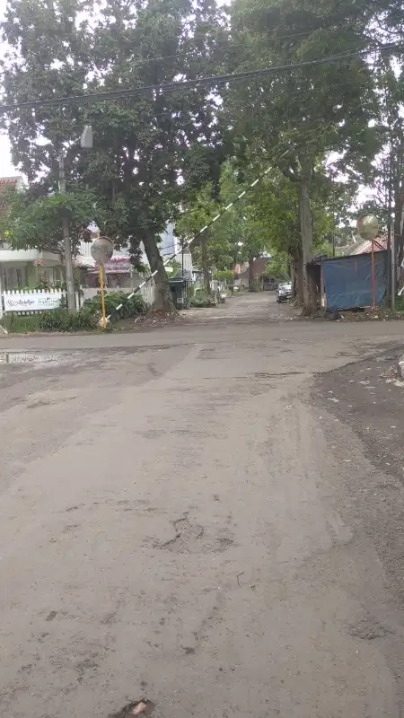 Jual tanah bonus rumah di sayap Burangrang pusat kuliner Bandung 