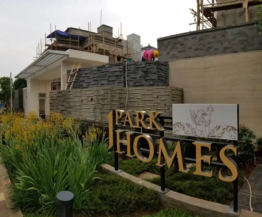 1 PARK HOMES, LUXURIOUS HOME, 3 BR, 3RD FL,  GANDARIA, JAKARTA SELATAN