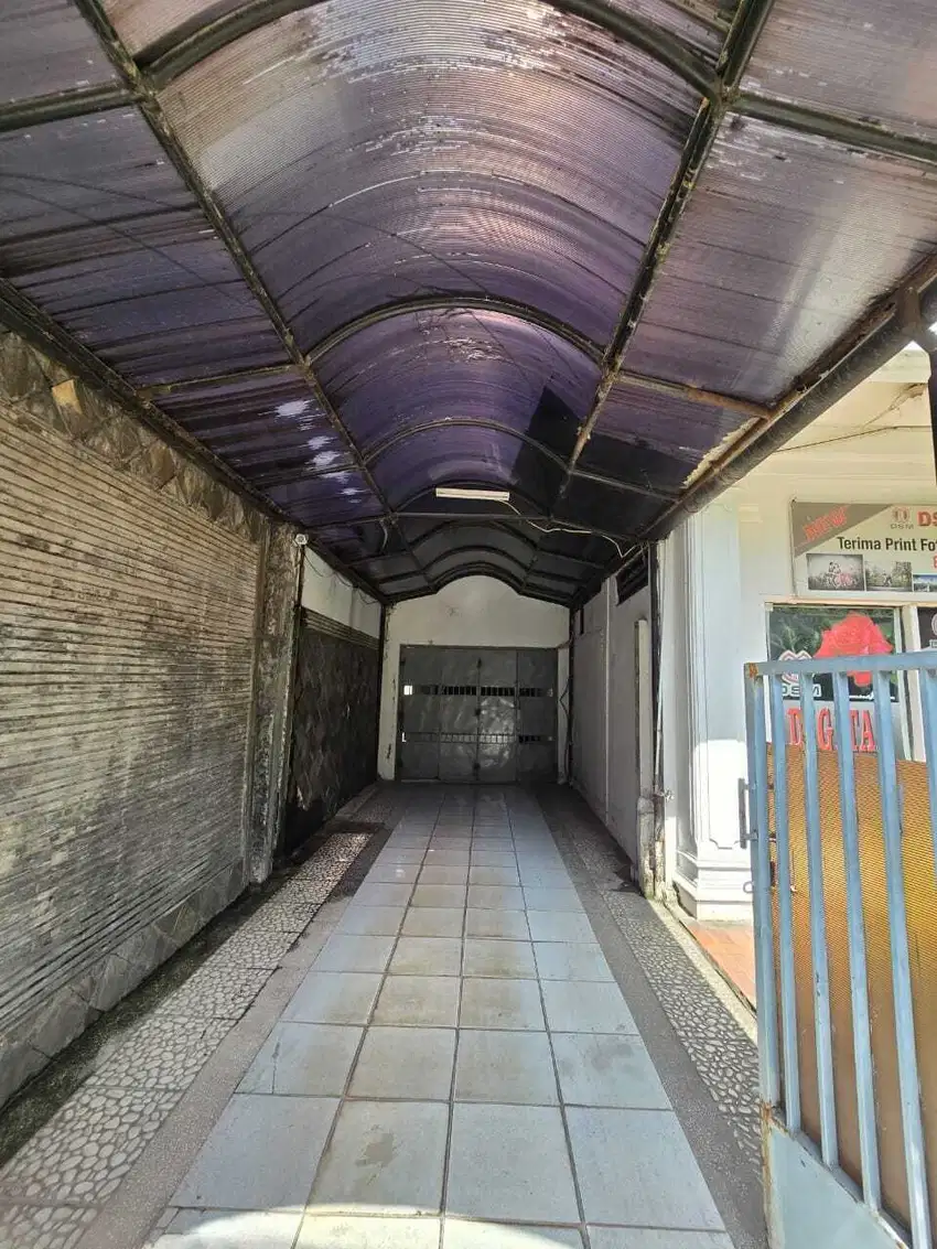 Di jual rumah lama area senopati jln.cipaku kebayoran baru jaksel