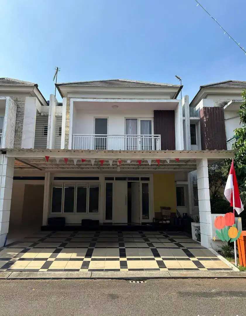 Di Jual Cepat Rumah 2 Lantai semifurnish siap huni cluster Acasia
