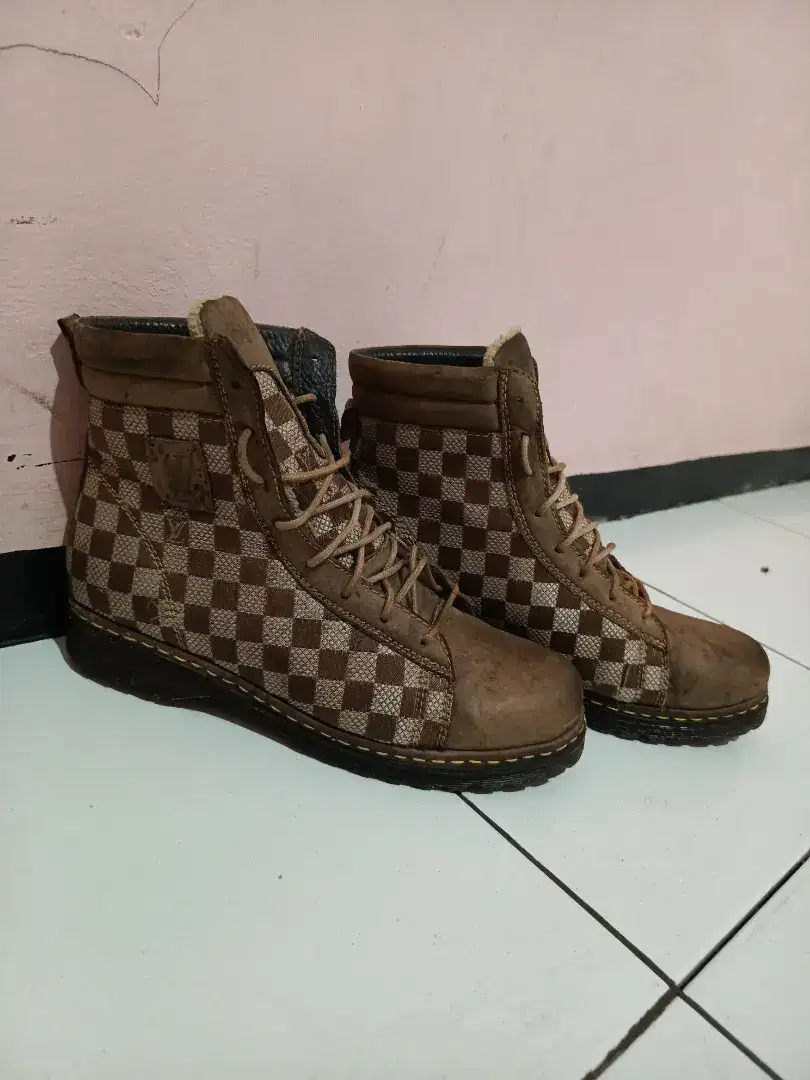 Louis Vuitton High Boots size 38 (24cm)