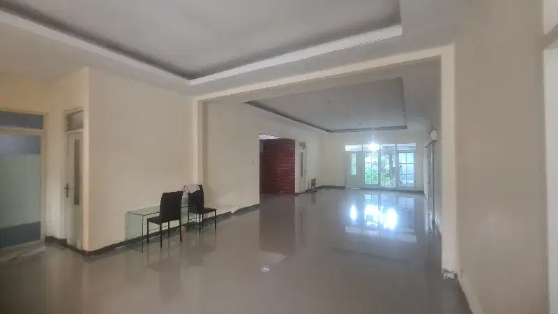 Dijual Rumah Di Surabaya Timur Parkir Luas Ada Taman