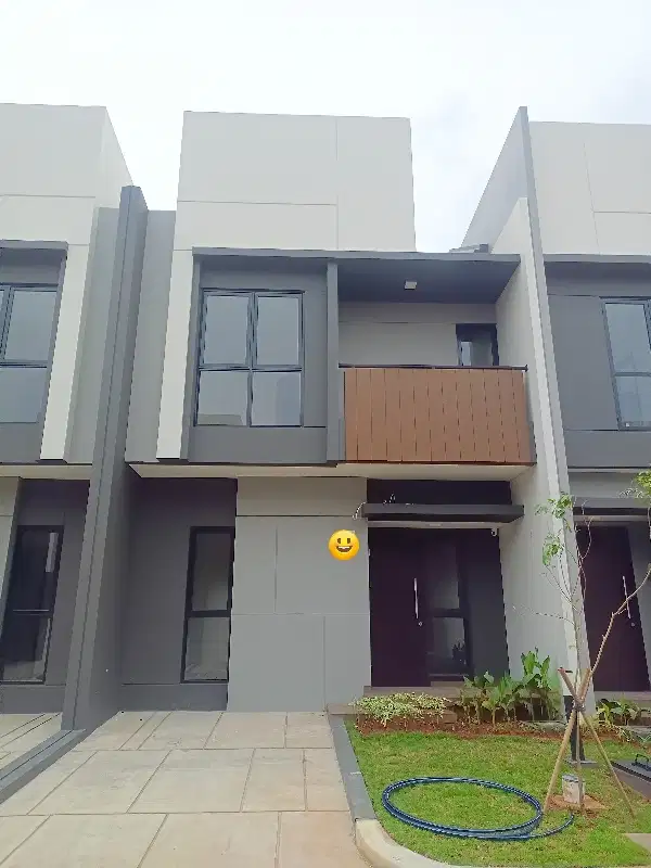 Rumah Baru Sumarecon Crown Gading Bekasi