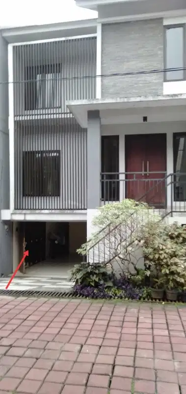 Disewakan Rumah Cilangkap Residence