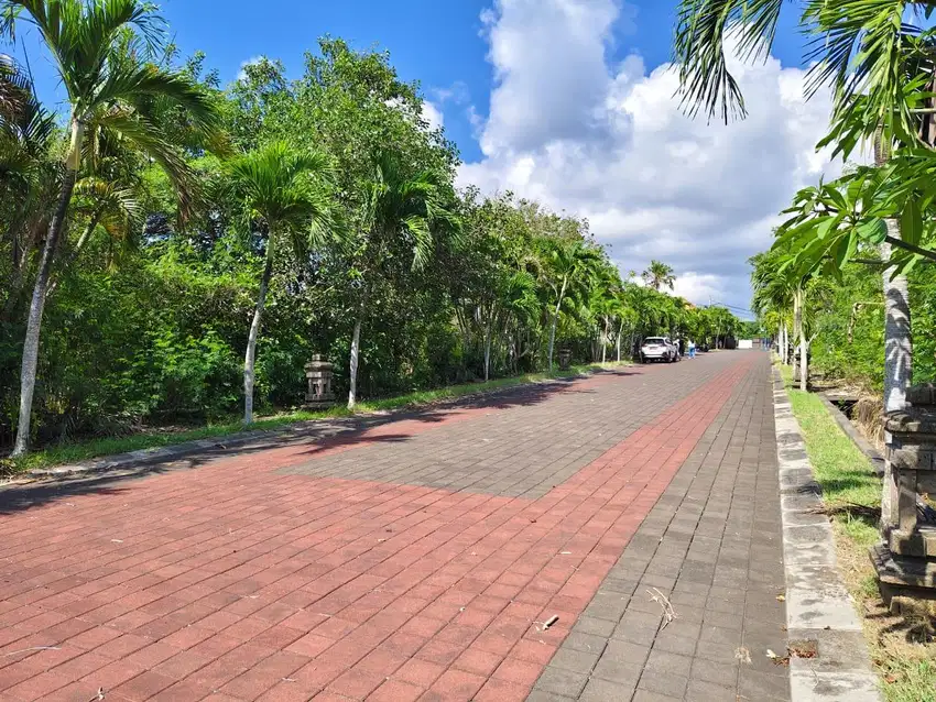 Tanah PREMIUM One Gate System di Taman Mumbul