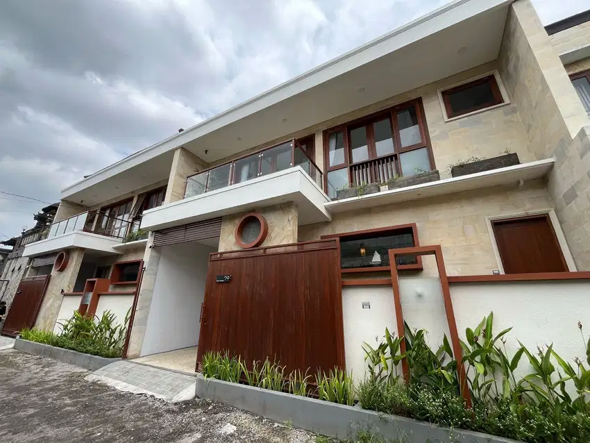 Disewakan Rumah semi Villa Tk.Pancoran