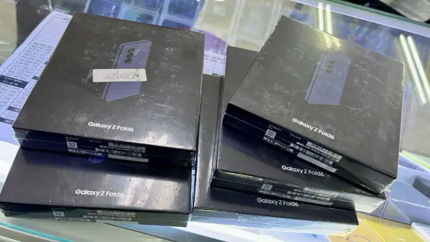 New Samsung Z FOLD 6 12/512GB Navy,Silver Resmi Samsung indonesia