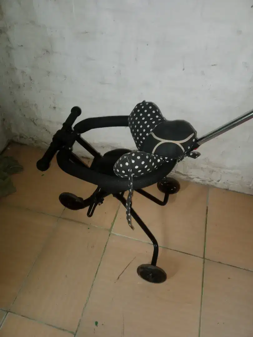 Baby stroller roda 3