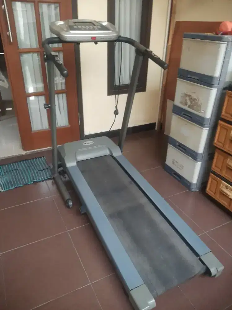 Treadmill merek ATTACK