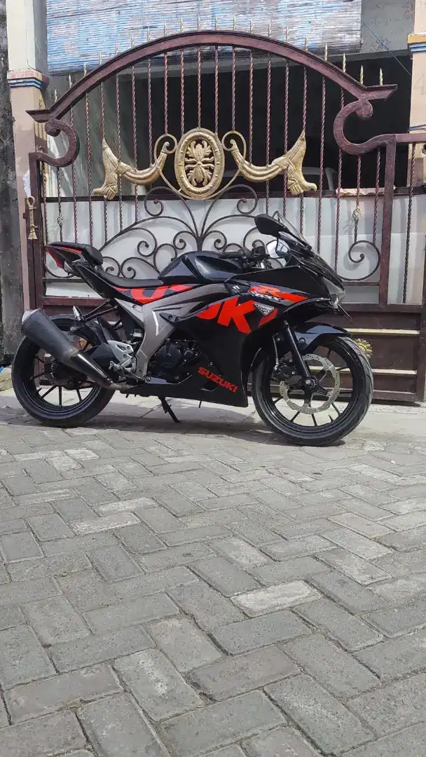 Suzuki GSX R 150