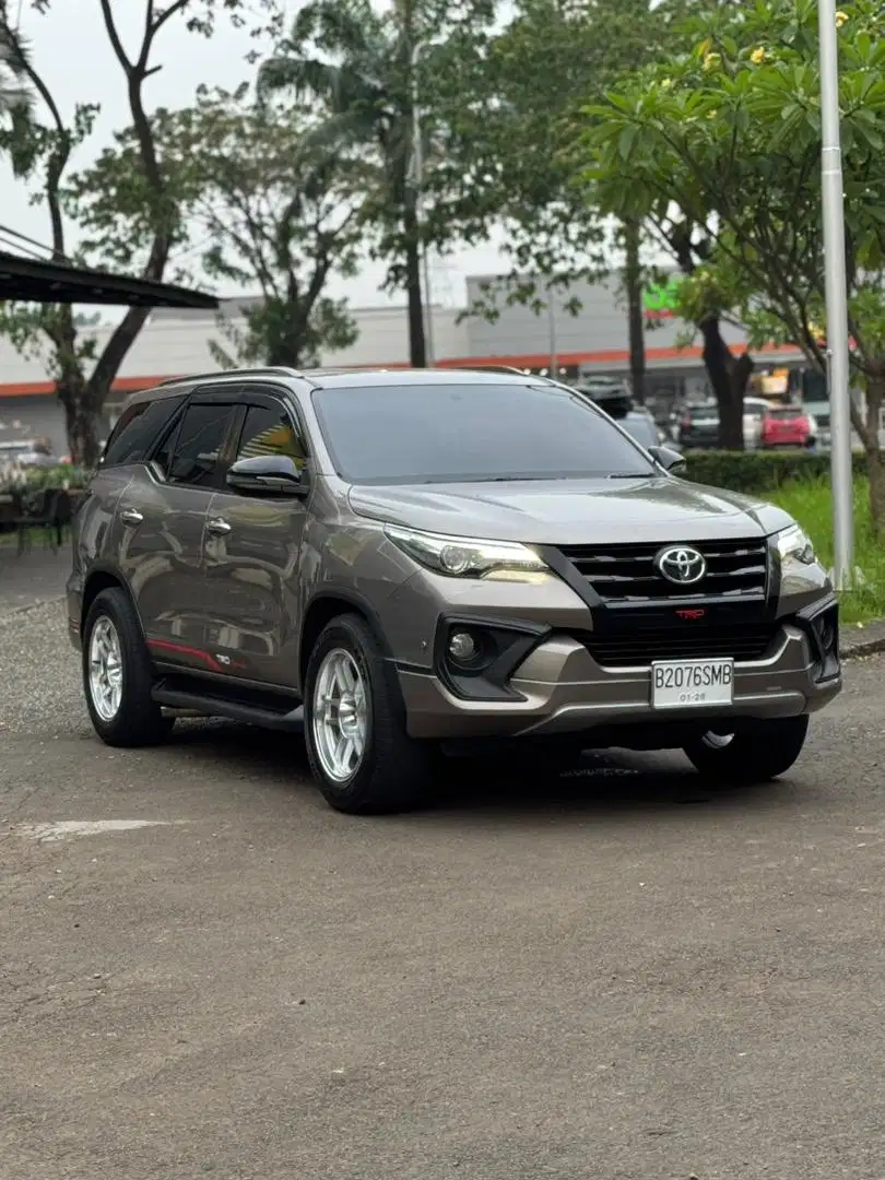 Di jual fortuner VRZ TRD 2018 metic diesel