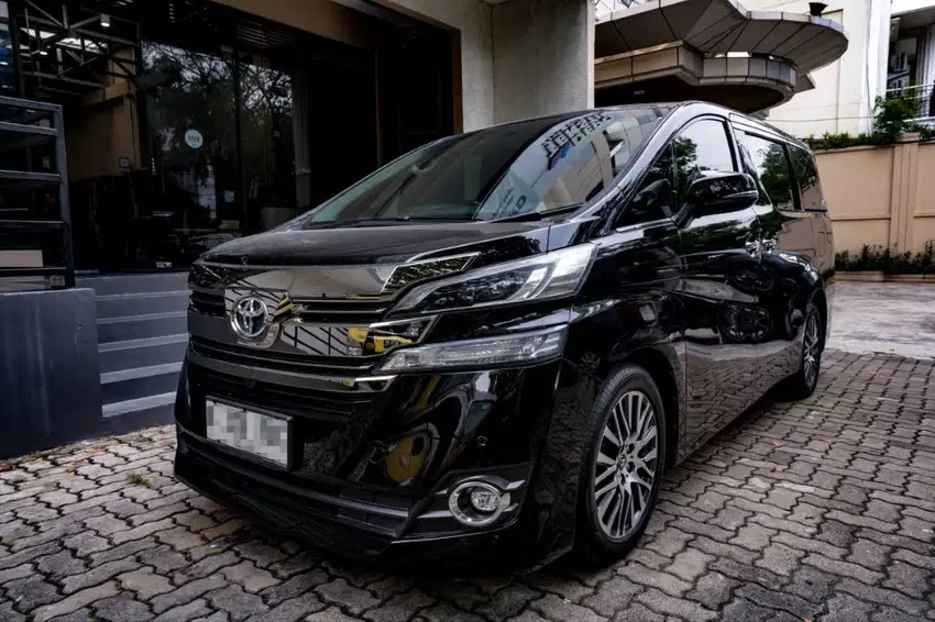 TOYOTA VELLFIRE 2017