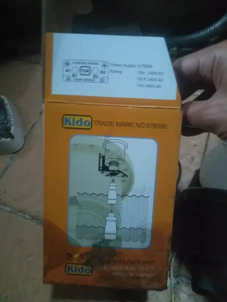 Alat switch otomatis toren