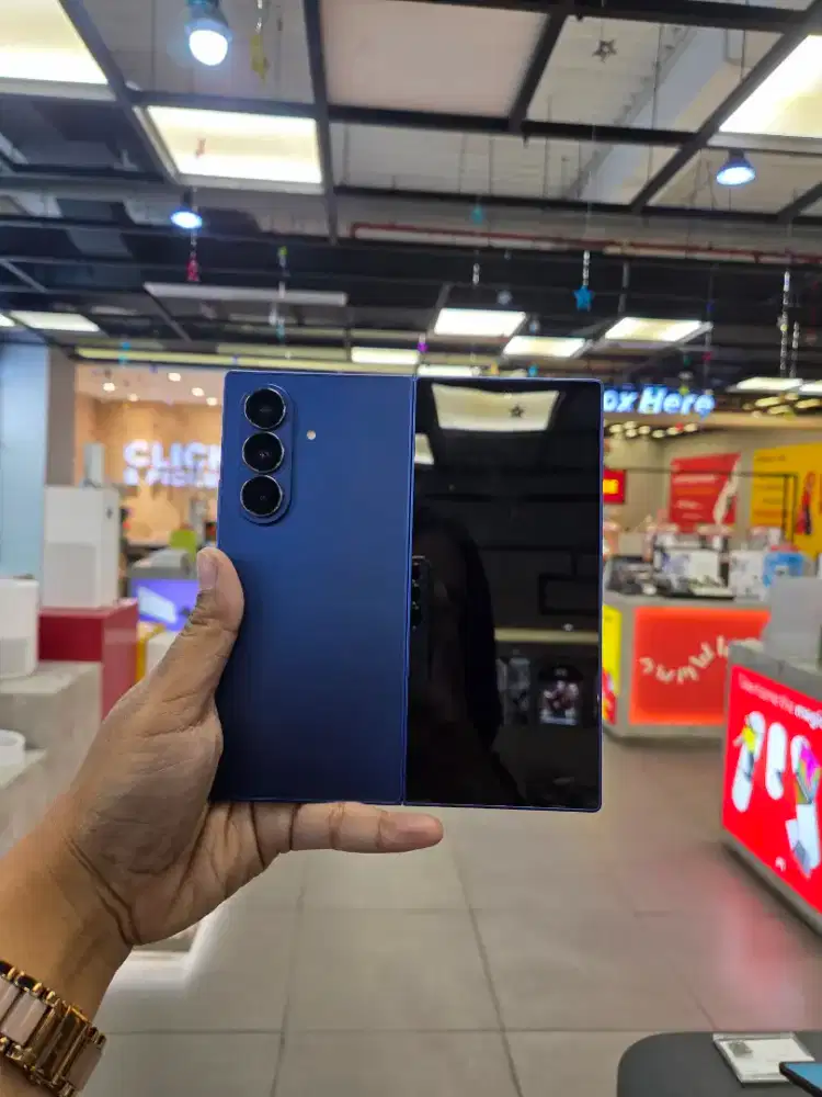 SAMSUNG GALAXY FOLD 7 256