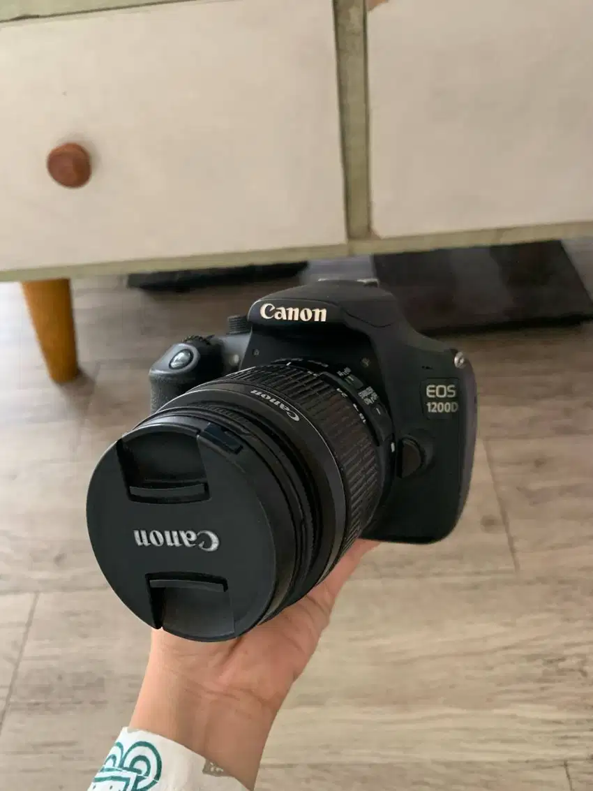 KAMERA CANON 1200D + KIT