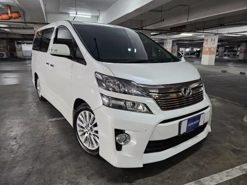 TOYOTA VELLFIRE ZG 2014 PUTIH